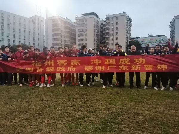 亚洲精品久久久久中文字幕二区